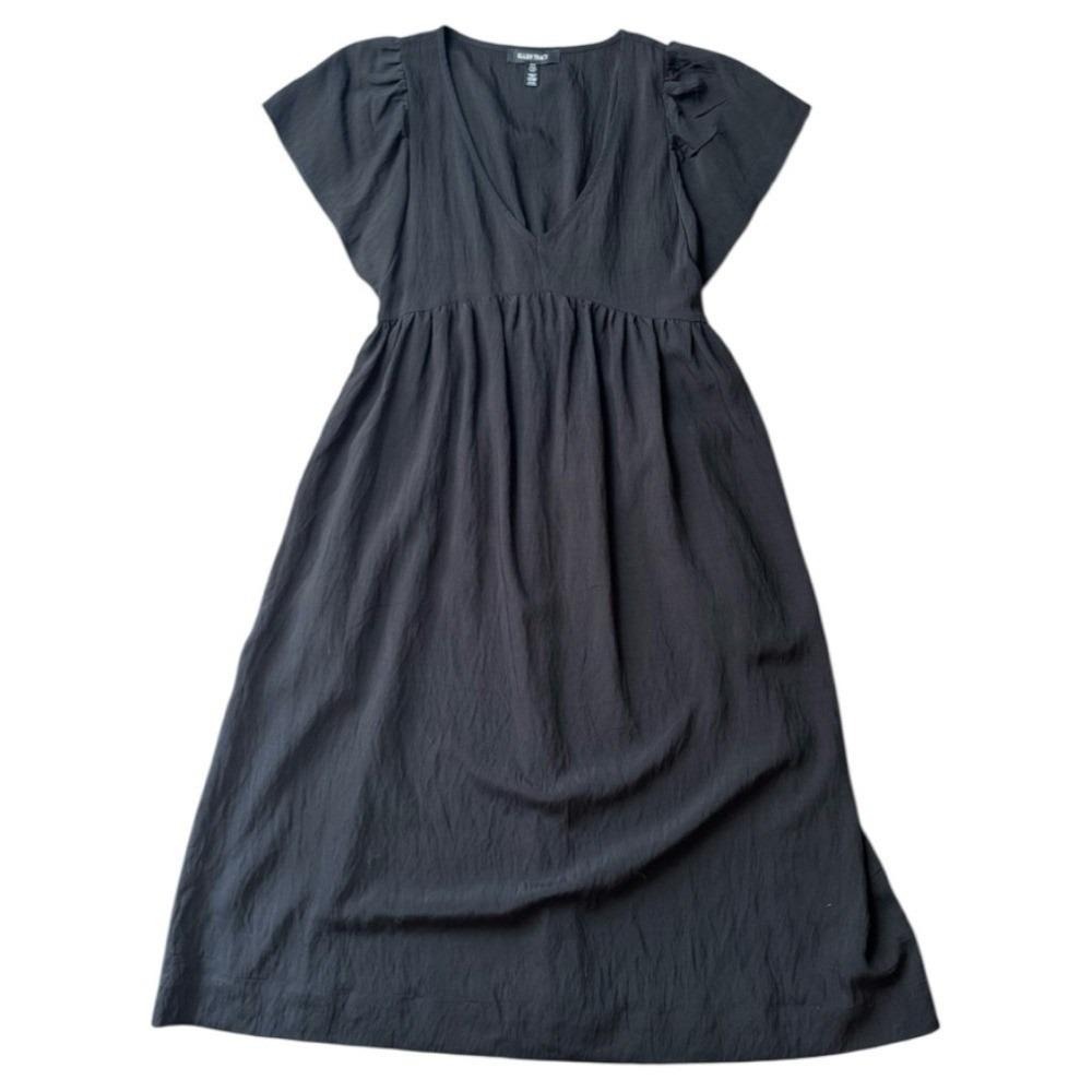 Ellen Tracy Black V-Neck Flutter Sleeve Midi Dress size Medium